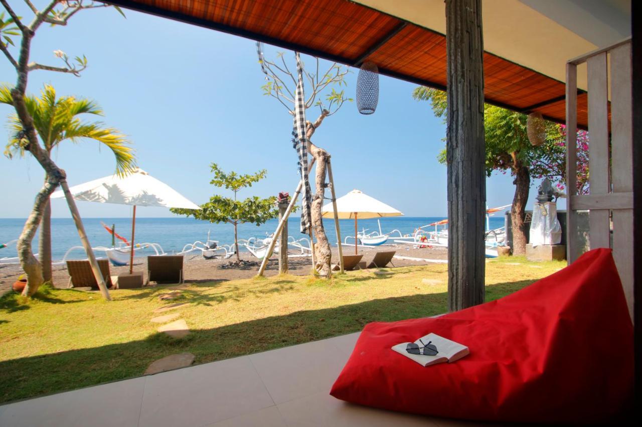 Valomia Beachfront Amed  Bagian luar foto